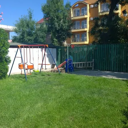 Hotel Alarlievi 2*